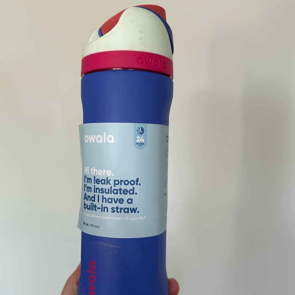 Owala 24 oz. Teen Spirit NWT Insulated Water Bottle